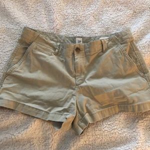 Gap shorts